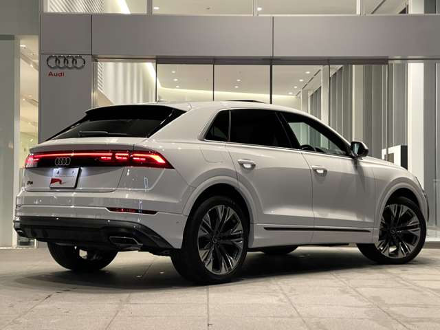 Q850 TDI クワトロ Sライン ディーゼル 4WD