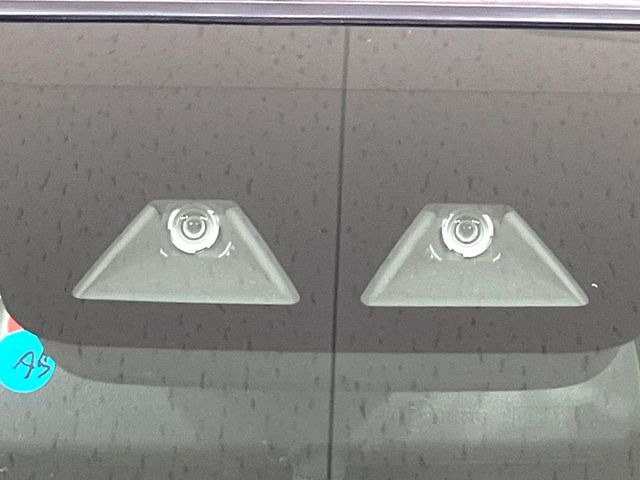 �y�X�}�[�g�A�V�X�g�z���s���ɑO���̎ԗ�����F�����A�Փ˂������Ȏ��͌x��ƃu���[�L�ŏՓˉ���Ɣ�Q�y�����A�V�X�g�B�����S�Ƀh���C�u�����y���݂��������܂��B