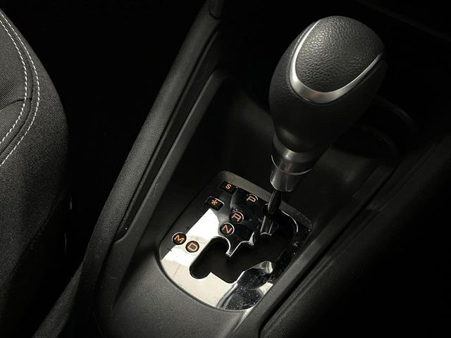 ●シフトノブの使用感も少なく、良好な状態です。