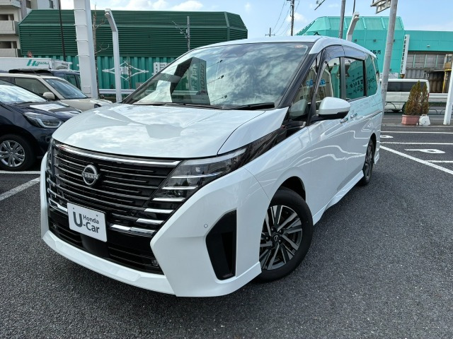 セレナ2.0 ハイウェイスターV 助手席スライドアップシート