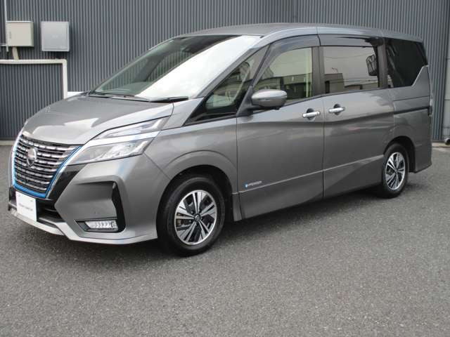 セレナ1.2 e-POWER ハイウェイスターV