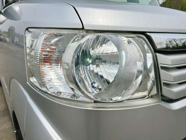 LED���C�g�ւ��ύX�\�ł�!����]�̍ۂɂ͓��X�X�^�b�t�܂ł��C�y�ɂ����k������!