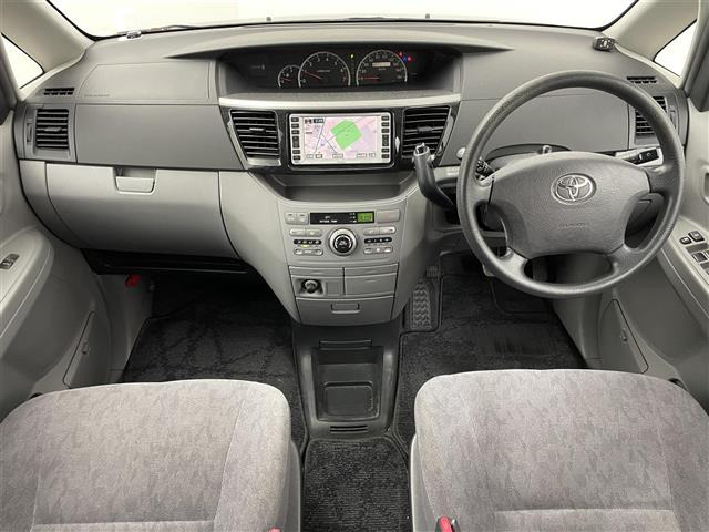 ヴォクシー2.0 X