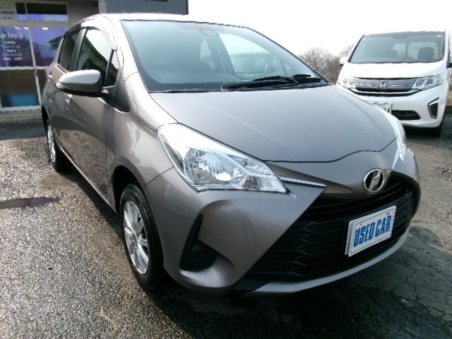 ヴィッツ1.3 F 4WD