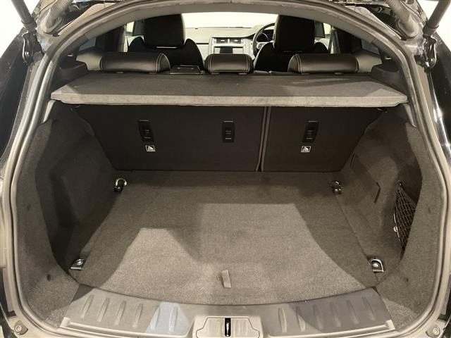 EペイスRダイナミック S 2.0L D180 ディーゼル 4WD