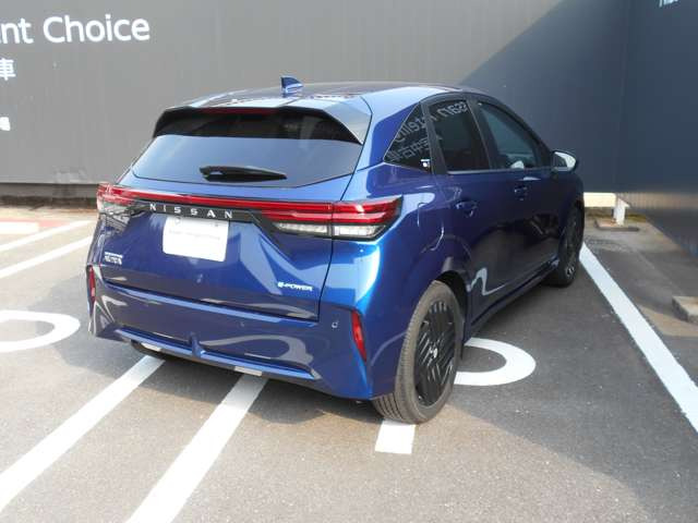 ノートオーラ1.2 G 90周年記念車