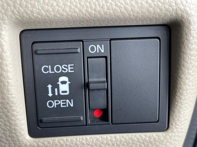 �y�p���[�X���C�h�h�A�z�X�}�[�g�L�[��^�]�Ȃ̃X�C�b�`�ŃX���C�h�h�A�̊J���\���d��������͂����ăh�A���J����K�v�������A���������q�l�ł��A�d���ו��������Ă��鎞�����N�ɊJ���߂ł��܂���