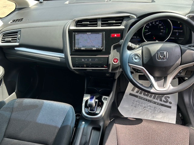 フィット1.5 ハイブリッド Fパッケージ コンフォートエディション