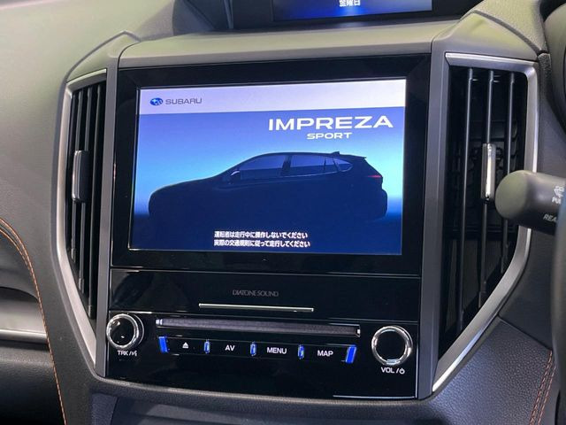 �y�����i�r�z�l�C�̏����i�r�𑕔����Ă���܂��B�i�r�̎g���₷���͂������A�I�[�f�B�I�@�\���[��!�L�����v�◷�s�͂������A�ʋ΂┃�����ȂǕ��i�̃h���C�u���y�����Ȃ�͂���