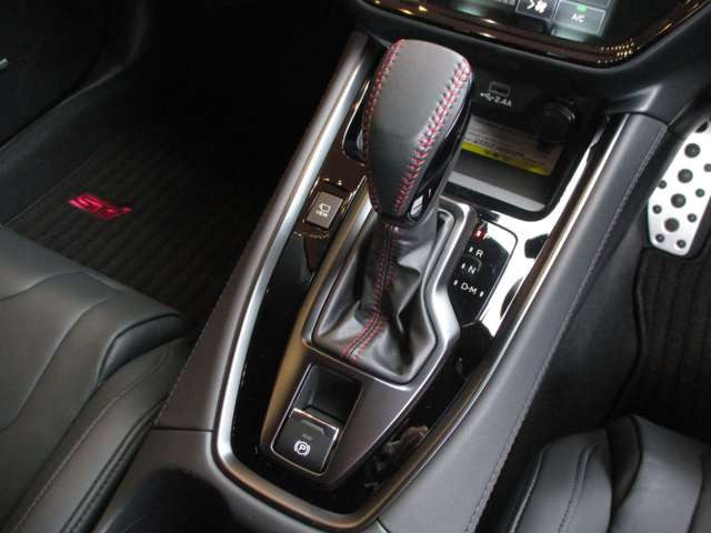 お電話はフリーダイヤルでどうぞ★0078-6002-334194★(携帯PHS可) ★場所は、国体道路沿い パークドーム(KKウイング)そば オレンジの旗が目印です★