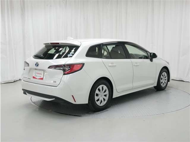 カローラツーリング1.8 ハイブリッド G-X E-Four 4WD