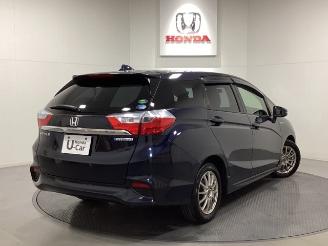 シャトル1.5 ハイブリッド X