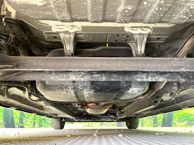 下回りがきれいなうちに、防錆加工の施工がオススメ。降雪地域はもちろん、沿岸部にお住いの方や、趣味でマリン・ウィンタースポーツをされる方にご好評いただいております。