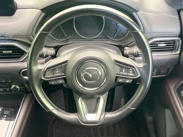 �y�����v�����X�e�A�����O�z�㎿�Ȋv���g�p���邱�ƂŁA��ɂ����������݂ƂĂ��^�]���₷���n���h���ł���