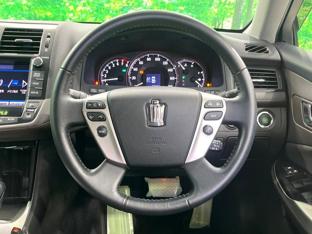 �y�����v�����X�e�A�����O�z�㎿�Ȋv���g�p���邱�ƂŁA��ɂ����������݂ƂĂ��^�]���₷���n���h���ł���