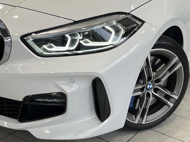 ��LED�w�b�h���C�g:��ԑ��s�����ǍD�Ȏ��E���m�ۂ����S���ĉ^�]�ł��鍂�P�xLED�w�b�h���C�g�𑕔�!�_�����x�������A����d�͂��}�����Ă��܂��B