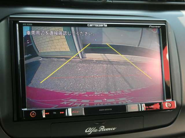 �o�b�N�J����&�R�[�i�[�Z���T�[����������Ă���̂Œ��Ԃ����ȕ������S�ł���