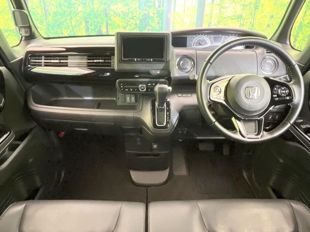 N-BOXカスタムL ターボ