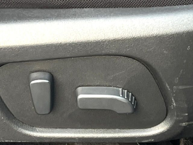 �y�p���[�V�[�g�z�X�C�b�`��ŊȒP�ɃV�[�g�̔��������\!�d��������͂�����܂���!���K�ȃV�[�g�|�W�V�����ɃZ�b�g���āA���K�ȃh���C�u�����y���݂��������B