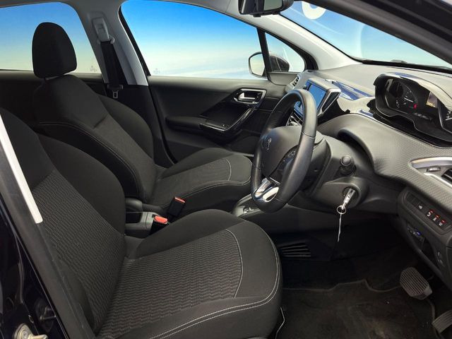 ●シートの使用感:破れ・へたりも少なく、ご覧の通りきれいな状態を維持しております。また、室内クリーニング・コーティングもご用命いただけます。