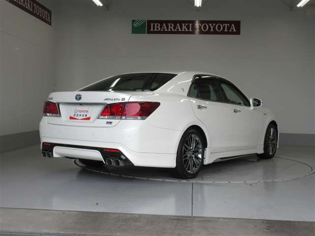 クラウンアスリート