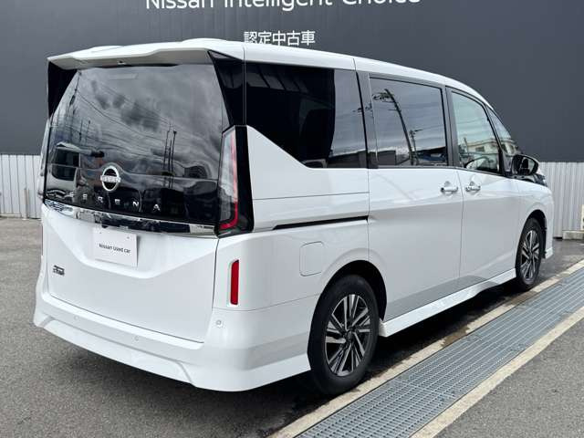 セレナ2.0 ハイウェイスターV