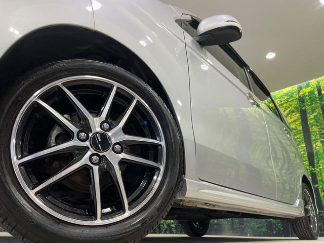 �y15�C���`�A���~�z�C�[���z�O�ςɃ}�b�`�����A���~�z�C�[���𑕒����Ă���܂��B�e��A���~�z�C�[����A�X�^�b�h���X�^�C�����戵�����Ă���܂��B���񂲑��k����������