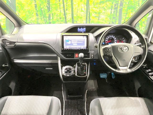 ヴォクシー2.0 ZS 煌