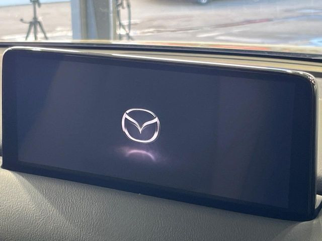 �y10.25�C���`�}�c�_�R�l�N�g�z�ԓ��̕��͋C�Ƀ}�b�`������^�f�B�X�v���C�B�X�}�z�ڑ��ł̃i�r�g�p��Bluetooth�Đ����A�l�X�ȋ@�\���y���߂܂��B�����I�ȃ_�C�������삪�\�ŁA�g��������ǍD�ł��B