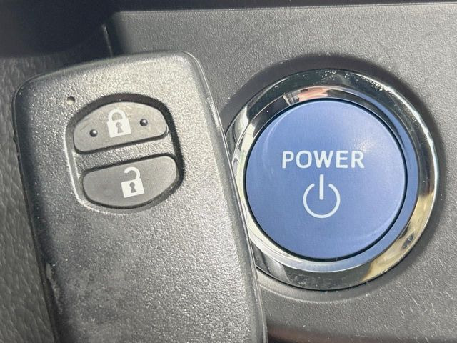 �y�X�}�[�g�L�[�z�J�o����|�P�b�g�ɓ��ꂽ�܂܂ł��h�A�̎{���E�������\�ȃX�}�[�g�L�[�𑕔��B�G���W���̃I���E�I�t�����J�M�����o���K�v����������Ƃ��Ă��֗��ł���