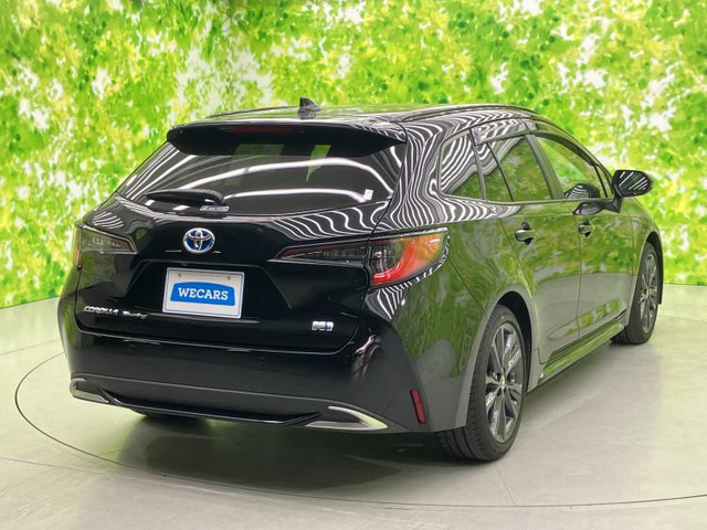 カローラツーリング1.8 ハイブリッド W×B