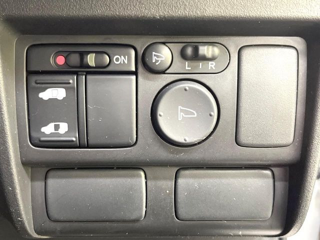 �y�p���[�X���C�h�h�A�z�X�}�[�g�L�[��^�]�Ȃ̃X�C�b�`�ŃX���C�h�h�A�̊J���\���d��������͂����ăh�A���J����K�v�������A���������q�l�ł��A�d���ו��������Ă��鎞�����N�ɊJ���߂ł��܂���