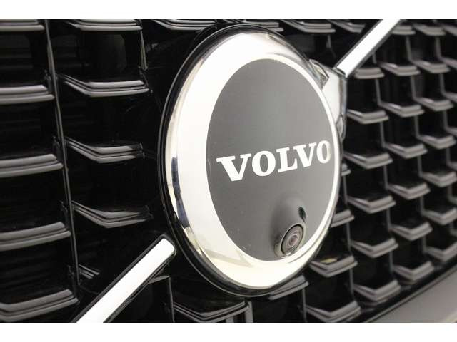 XC60リチャージ アルティメット T6 AWD PHEV 4WD