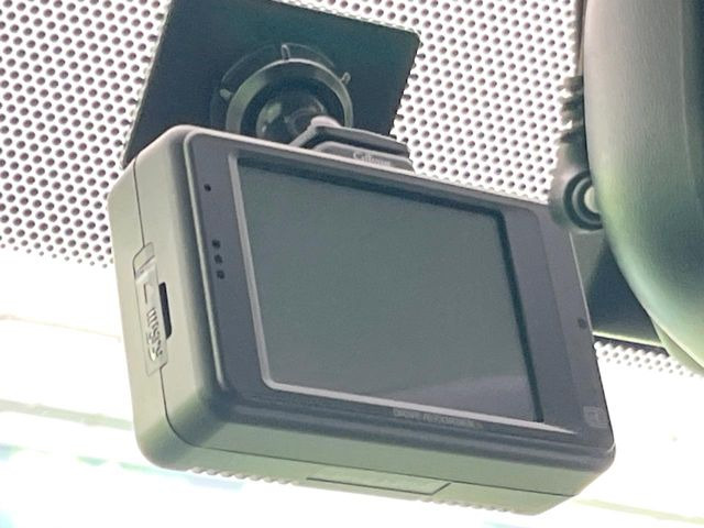 �y�h���C�u���R�[�_�[�z�h���C�u���R�[�_�[����!���s���͂������A������^�]�⎖�̂ɑ��������ہA�f���ŋL�^���A����̃��X�N�ɔ����܂��B���L�^�pSD�J�[�h�͂��q�l�����g�ł��������������K�v������܂��B