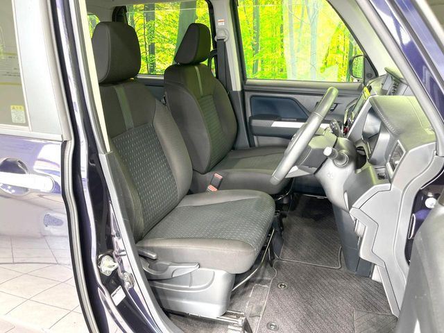 ドライバーによって運転しやすいポジションは異なり、あの車はどうなのか不安なこともありますよね。気になるお車は店頭で乗り込んでご確認いただけます♪