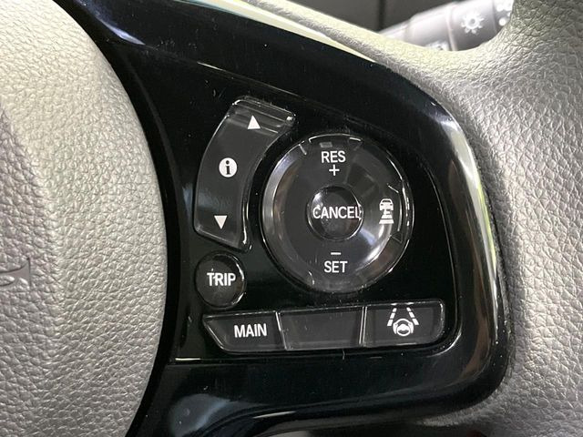 �y�A�_�v�e�B�u�N���[�Y�R���g���[���z�������H�ł̒��������s���y��!!�����ő��x��ۂN���[�Y�R���g���[�����A�Փˌy���V�X�e���ƘA�g���A�O���̎ԗ������m���ĎԊԂ�ۂ悤�ɑ��x���߂��Ă���܂�!!