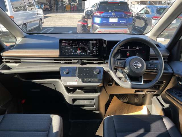 セレナ2.0 ハイウェイスターV