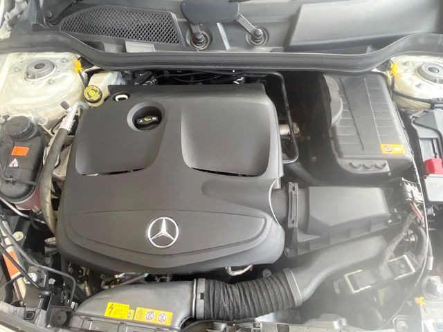 �����X�ł́A�e���[�J�[�̐�p�f�f�e�X�^�[�𓱓��B���Ǝ��i�����e�N�j�J���X�^�b�t���풓���Ă���܂��̂ŁA������̍ۂɂ����S���Ă����p���������܂��B