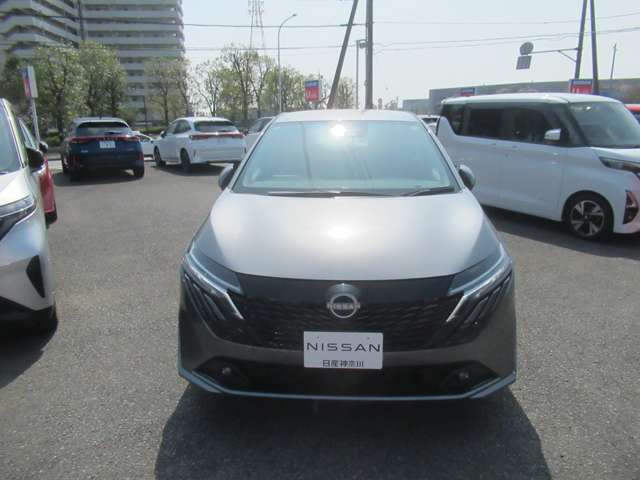 ノートオーラ1.2 G レザーエディション