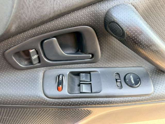 �C�ɂȂ邨�Ԃ�����܂�����E�̓d�b�ԍ����璼�ڂ��X�ɂ��₢���킹���������B�x�����@����ԗ����A��Ԃ܂łȂ�ł������������Ē����܂��B�X�^�b�t�ꓯ���A�����҂����Ă���܂��B