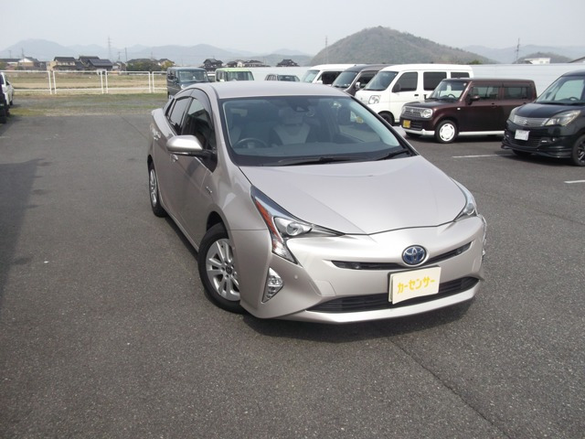 プリウス1.8 S セーフティ プラス