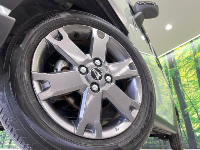 �y����15�C���`�A���~�z�C�[���z�O�ςɃ}�b�`���������A���~�z�C�[���𑕒����Ă���܂��B�e��ЊO�A���~�z�C�[����A�X�^�b�h���X�^�C�����戵�����Ă���܂��B���񂲑��k����������