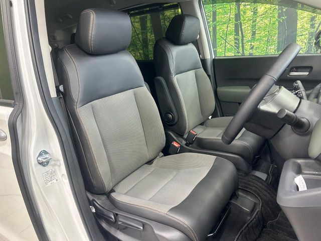 �y�n�[�t���U�[�V�[�g�z�������ƍ���S�n�𗼗������l�C�̃V�[�g���w�ʁE���ʂ̃t�@�u���b�N�f�ނ́A�ʋC���̗ǂ��⊊��ɂ����ɗD��Ă��܂��B�C���╞���ɍ��E���ꂸ���K�ɂ���肢�������܂��B