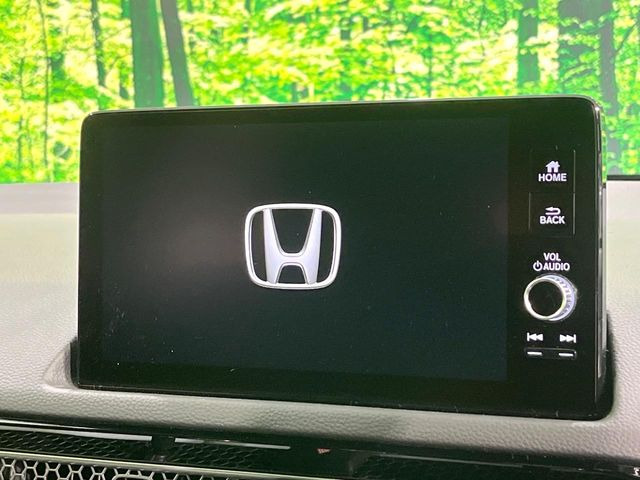 �y9�C���` �z���_�R�l�N�g�f�B�X�v���C�z���F���̍������ʃf�B�X�v���C�Ńi�r�̎g�p��A�������̃X�}�[�g�t�H���ƘA�g����bluetooth�ł̉��y�Đ����\�ł���