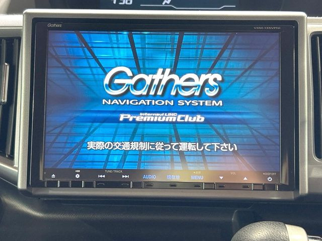 �y�����i�r�z�l�C�̏����i�r�𑕔����Ă���܂��B�i�r�̎g���₷���͂������A�I�[�f�B�I�@�\���[��!�L�����v�◷�s�͂������A�ʋ΂┃�����ȂǕ��i�̃h���C�u���y�����Ȃ�͂���