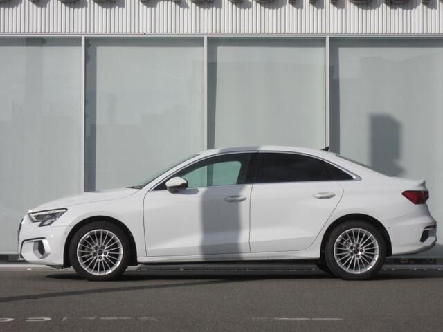 A3セダン30 TFSI アドバンスド