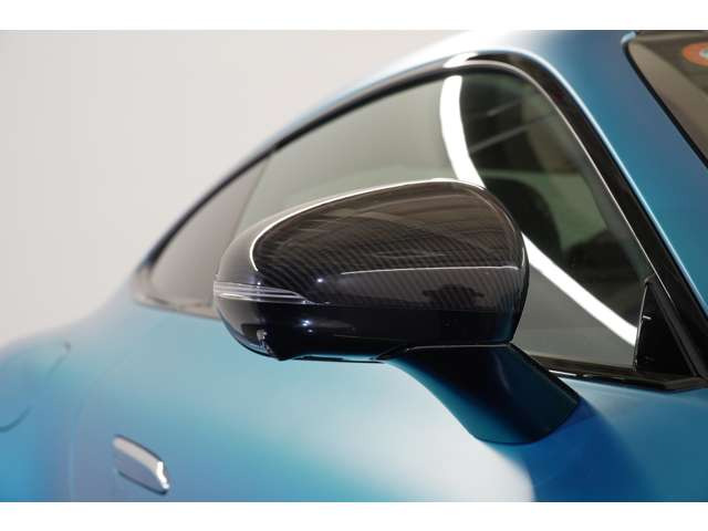 AMG�J�[�{��PKG ��1,525,00-���I������A�e���ɃJ�[�{���p�[�c���U��΂߂��Ă���܂��B