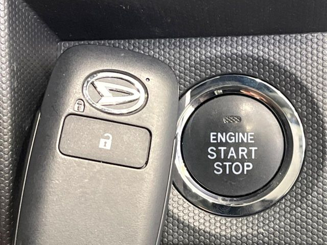 �y�L�[�t���[�V�X�e���z�J�o����|�P�b�g�ɓ��ꂽ�܂܂ł��h�A�̎{���E�������\�ȃX�}�[�g�L�[�𑕔��B�G���W���̃I���E�I�t�����J�M�����o���K�v����������Ƃ��Ă��֗��ł���