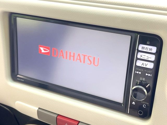 �y�����i�r�z�l�C�̏����i�r�𑕔����Ă���܂��B�i�r�̎g���₷���͂������A�I�[�f�B�I�@�\���[��!�L�����v�◷�s�͂������A�ʋ΂┃�����ȂǕ��i�̃h���C�u���y�����Ȃ�͂���