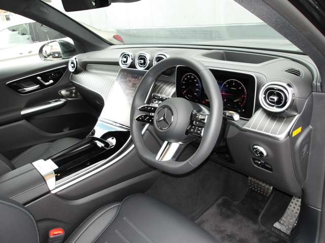 GLC220d 4マチック (ISG) AMGラインパッケージ  4WD